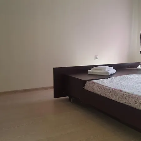 General Gurko Apartment Warna